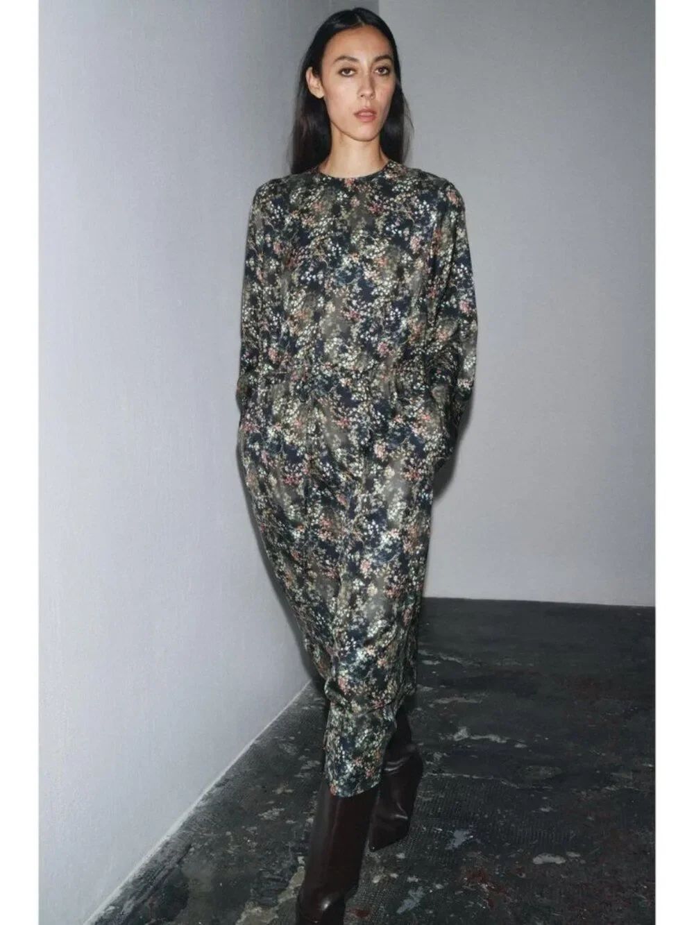 Zara ZW Womens Maxi Dress Large Green Ditsy Floral Cottagecore Boho 8923/083 NWT